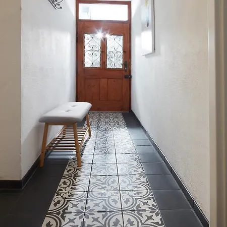 Lemon Tree Holiday home *